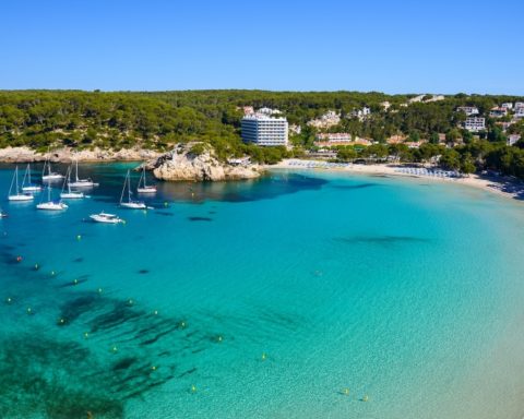 Una plataforma que evita el chárter pirata balear