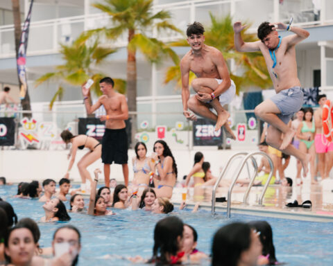 Tumbalea organiza los viajes de fin de curso a Mallorca.